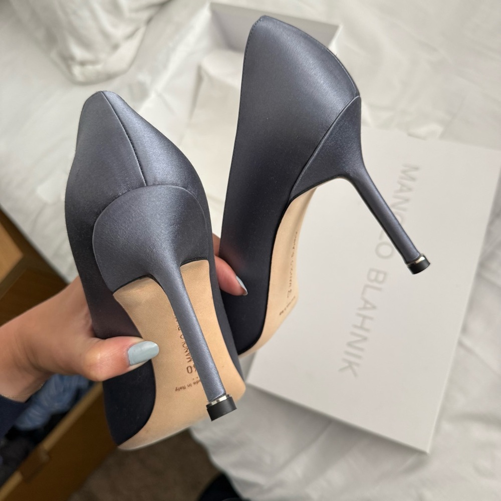 Manolo Blahnik Gray Satin Hangisi Jewel Buckle Heels - Picture 5 of 12